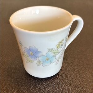 Corningware Pastel Bouquet Dogwood blossom  Coffee Mug 66-Y B7